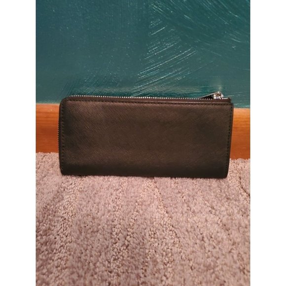 Michael Kors Three Quarter Zip Black Leather Wallet - Picture 3 of 5